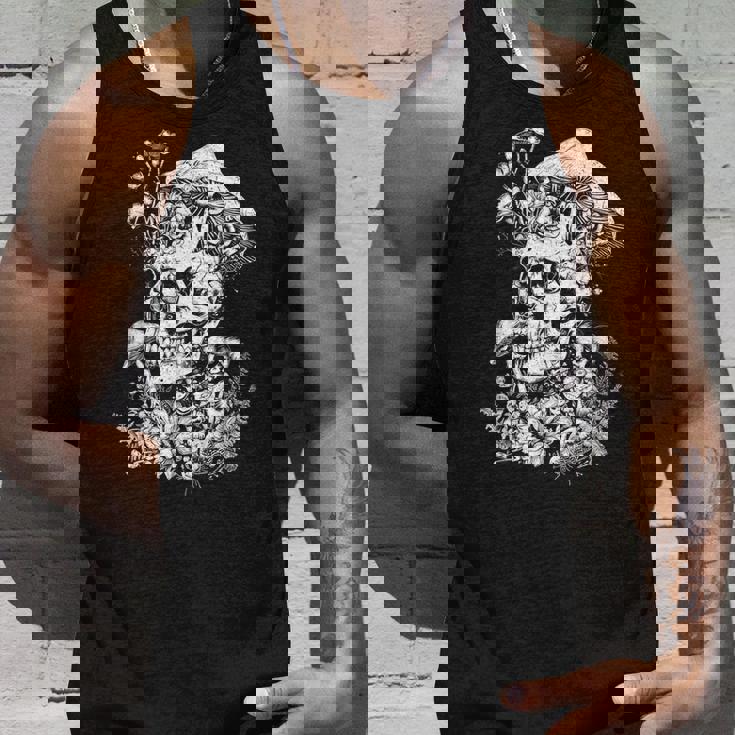 キノコや花があしらわれた骸骨の幻覚的なイラスト タンクトップ 彼への贈り物