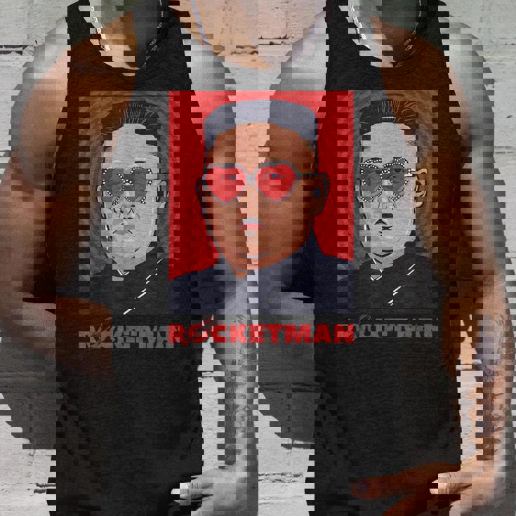 キム・ジョンウン、ファニー・ロケットマン・パロディ・ロックンロール タンクトップ 彼への贈り物