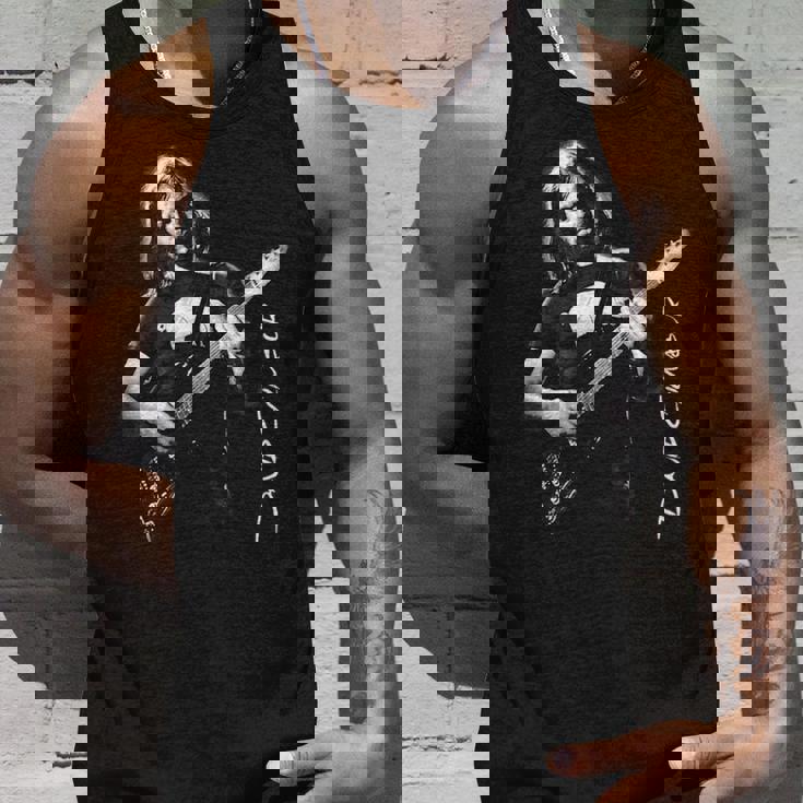 ギターを弾くデビッド・ギルモア タンクトップ 彼への贈り物