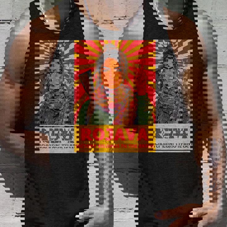 クルドのロジャバ クルディスタン 「勝利 」デザイン タンクトップ 彼への贈り物