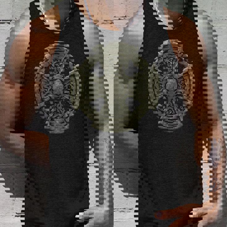 ケルト十字架 中世のシンボル ケルトバイキング タンクトップ 彼への贈り物