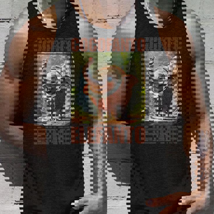 ココファントエレファント-イタリアンブレインロットミーム タンクトップ 彼への贈り物