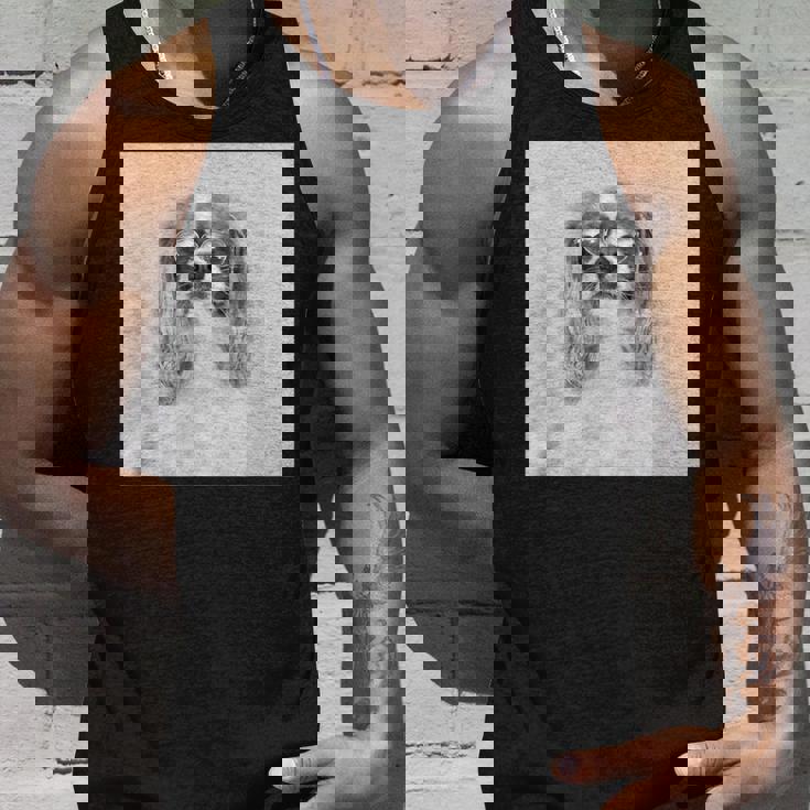 サングラスをかけたキャバリア タンクトップ 彼への贈り物