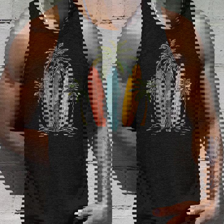 サーファー ヴィンテージ サーフボード ヤシの木 ビーチ サーフィン タンクトップ 彼への贈り物