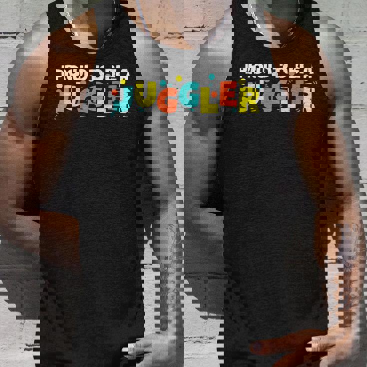ジャグラーであることを誇りに思う タンクトップ 彼への贈り物