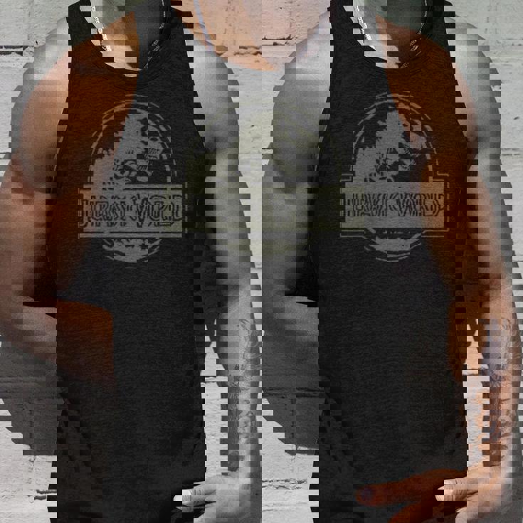 ジュラシック・パーク国立公園 トラック 公式ライセンス商品。 タンクトップ 彼への贈り物