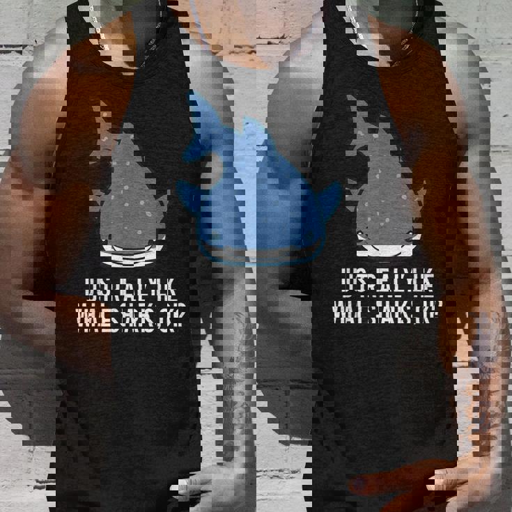 ジンベエザメが本当に好きだよ？かわいいジンベイザメ タンクトップ 彼への贈り物