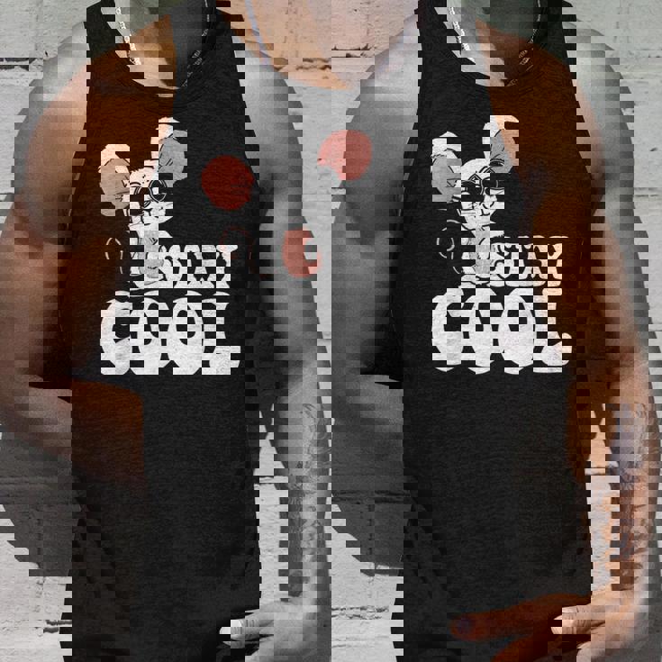 ステイ クール オーサム マウス ウェアリング サングラス 動物 ネズミ タンクトップ 彼への贈り物