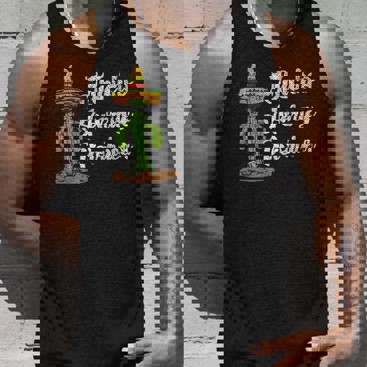 ソンブレロを持ったクールなサボテン メキシコのファン タンクトップ 彼への贈り物