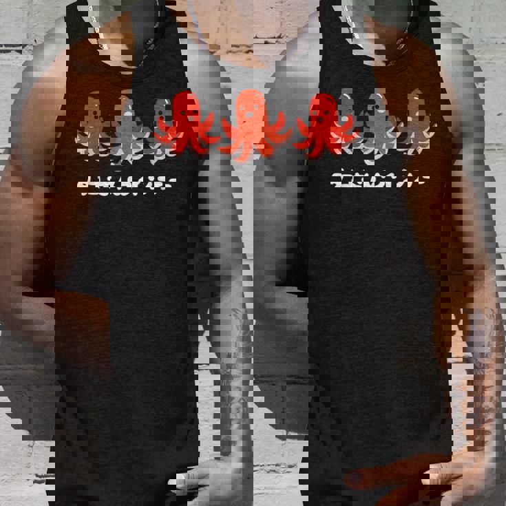 タコのウィンナー タコの食べ物のイラスト かわいい 面白い タンクトップ 彼への贈り物