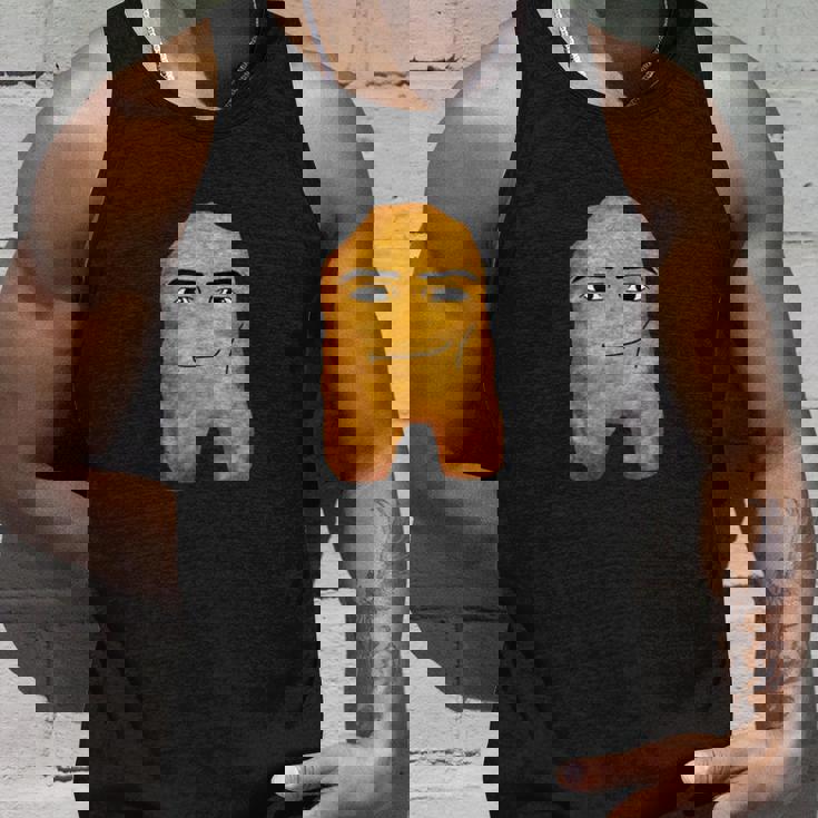 チキンナゲットマンフェイスカウボーイミーム タンクトップ 彼への贈り物