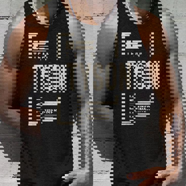 チームタイソン生涯メンバータイソン名 タンクトップ 彼への贈り物