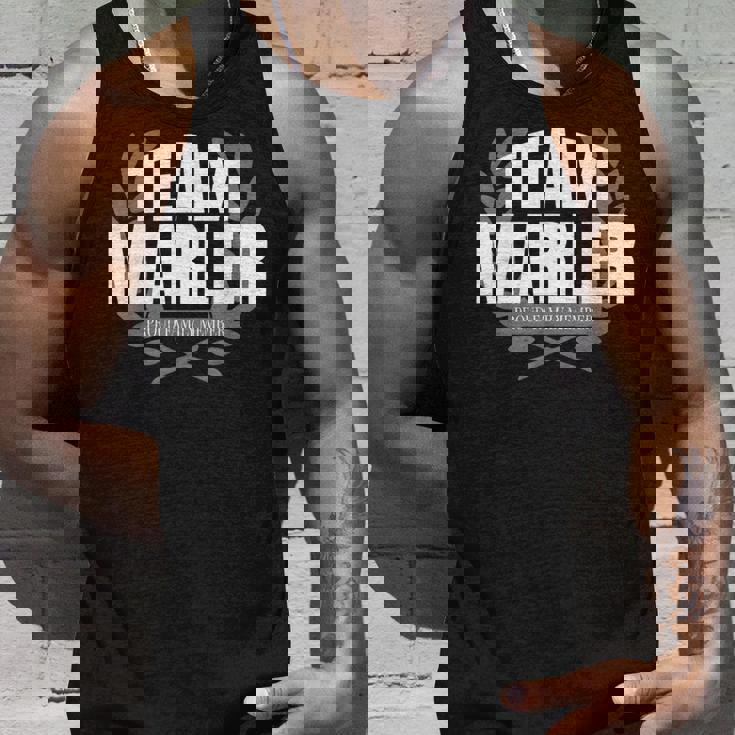 チームマーラープラウドファミリーメンバーマーラー タンクトップ 彼への贈り物