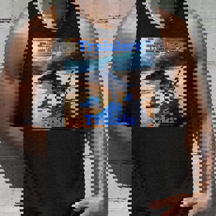 トララレロトララーラ タンクトップ 彼への贈り物