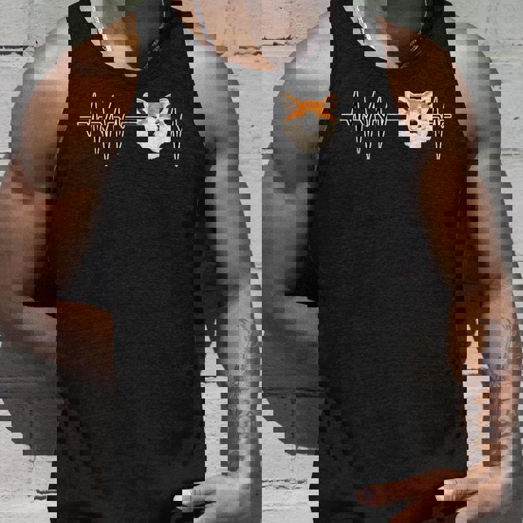 ドッグハートビートi ファニー秋田犬 タンクトップ 彼への贈り物