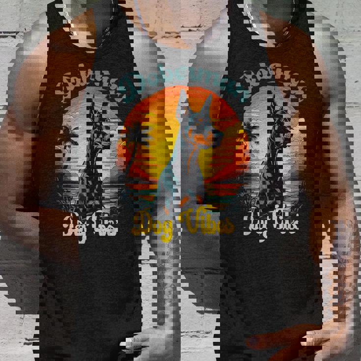 ドーベルマン 犬の飼い主 私が叶えるドーベルマン タンクトップ 彼への贈り物