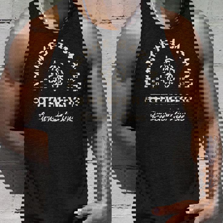 ナムチェバザール醸造所 ネパール ビール醸造所と展望 登山 タンクトップ 彼への贈り物