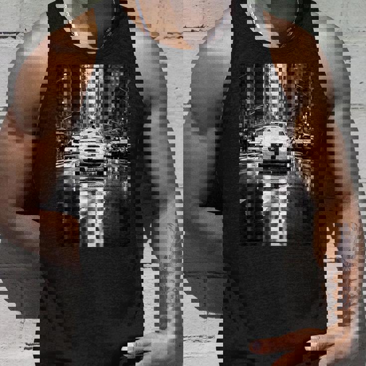 ニューヨークのタクシーのモノクロ写真 写真 タンクトップ 彼への贈り物