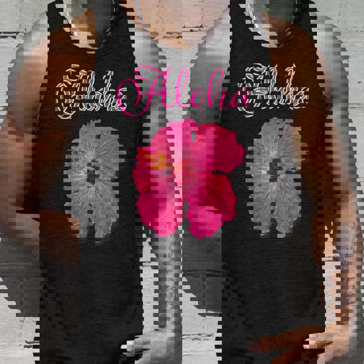 ハイビスカス Aloha アロハ《赤》（ハワイ・南国・フラダンス）夏【ビューティフル フラワー】キュート デザイン タンクトップ 彼への贈り物