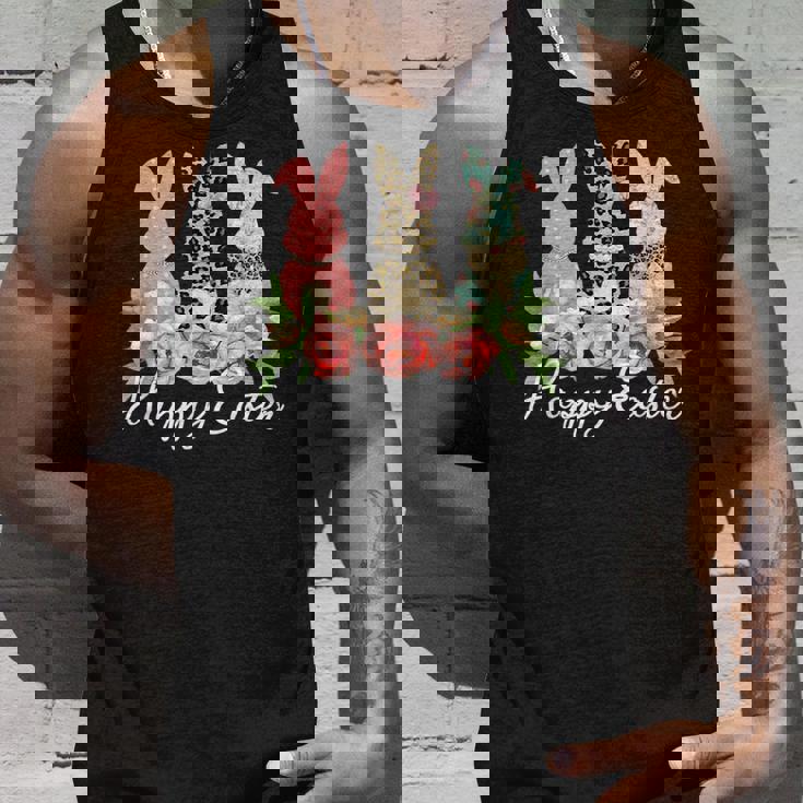 ハッピーイースター 3匹のウサギ 春のハント 卵 おもしろウサギ タンクトップ 彼への贈り物