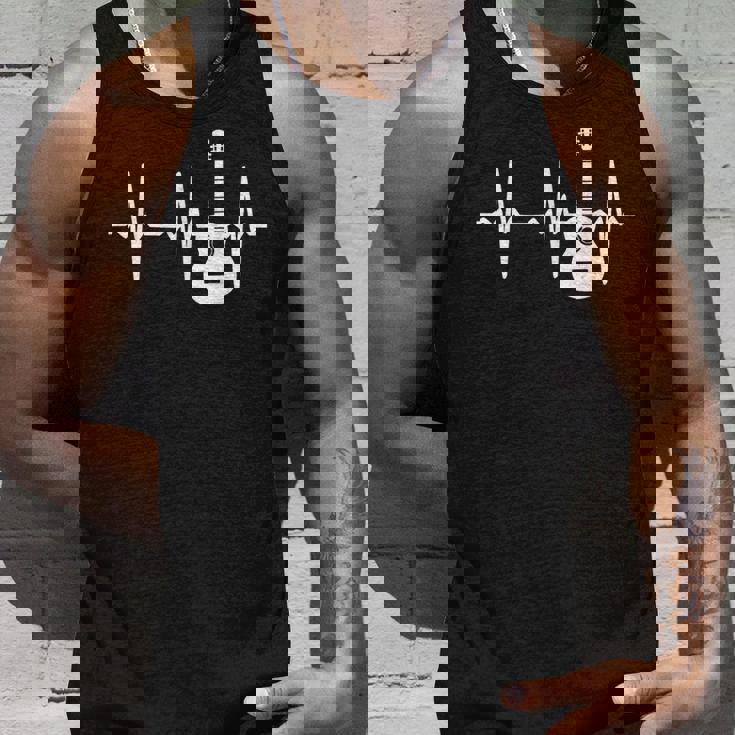 ハートビート ギター好き クラシックギター クラシック音楽 アコースティックギター ギター部 ジャズ音楽 ギター タンクトップ 彼への贈り物