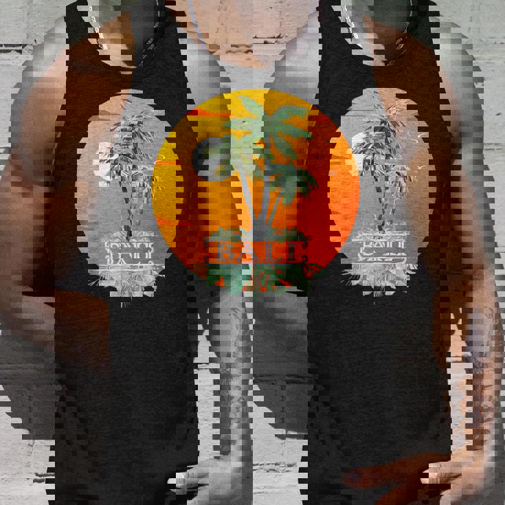 バリ島 熱帯雨林 ジャングル ハイキング ウブド ヌサペニダ ギフト お土産 島 インドネシア 夕日 休暇 ギリ諸島 タンクトップ 彼への贈り物