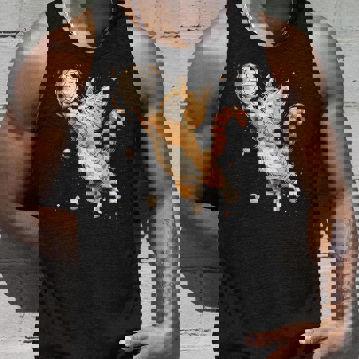 バレーボール選手のかわいいバレーボール猫。 タンクトップ 彼への贈り物