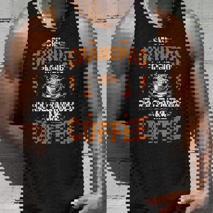 ビンゴをするおじいちゃんもいる本当のおじいちゃんがコーヒーを淹れる タンクトップ 彼への贈り物
