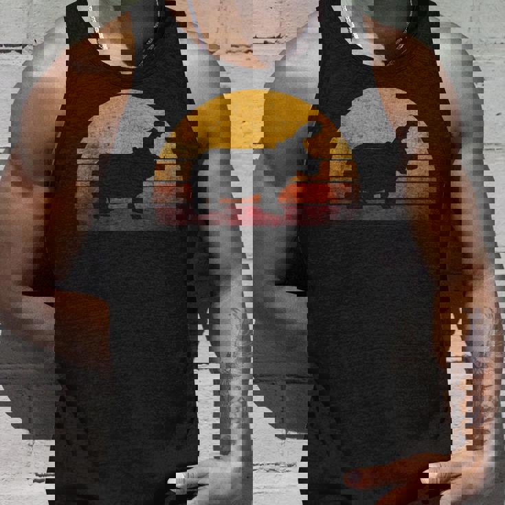 ビンテージ カバ デザイン レトロな日没カバ タンクトップ 彼への贈り物