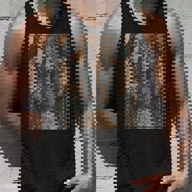 ビンテージ魔女魔女魔術師と猛禽フクロウ鳥ゴスゴシック。 タンクトップ 彼への贈り物