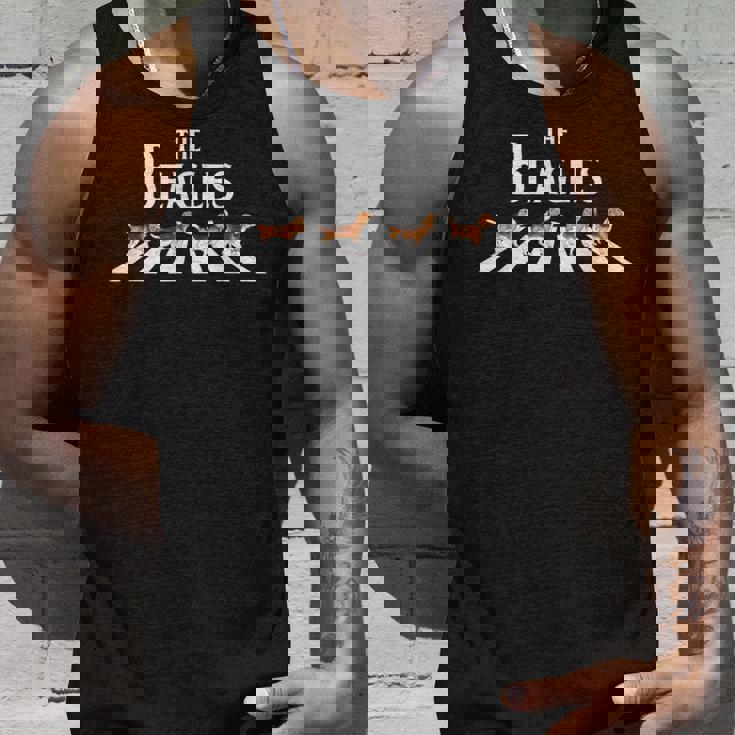 ビーグルス隊を楽しもう クール 面白い 犬 グラフィック クールなデザイン タンクトップ 彼への贈り物