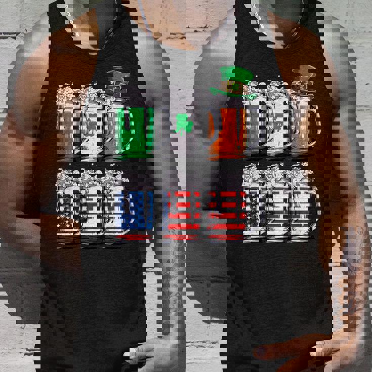 ビール聖パトリックデー メンズ アイルランドのアメリカ国旗 ドリンクマグ タンクトップ 彼への贈り物