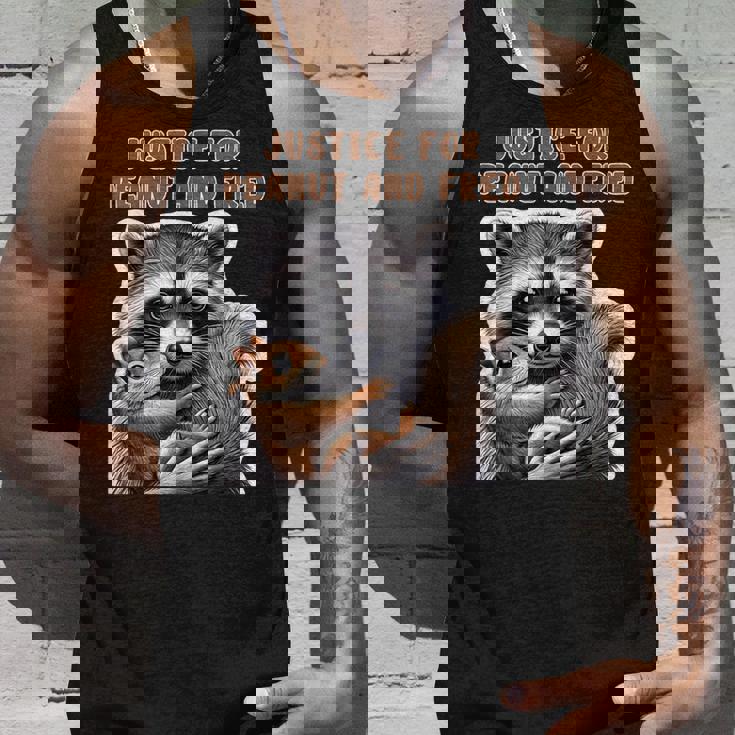 ピーナッツとフレッドの正義 ピーナッツリス フレッドアライグマ タンクトップ 彼への贈り物