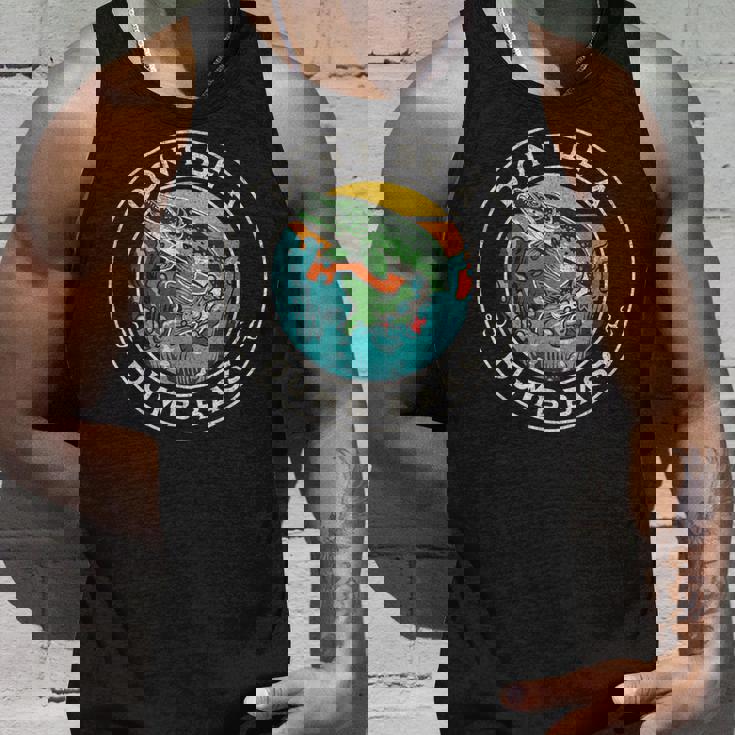 フィッシングティー、Dont Be Dumb Bass Dad タンクトップ 彼への贈り物