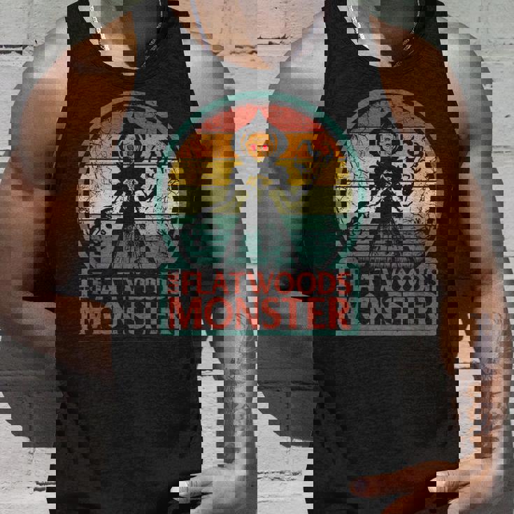 フラットウッズモンスター、レトロエイリアンブラクストン郡ウェストバージニア州クリプティッド タンクトップ 彼への贈り物