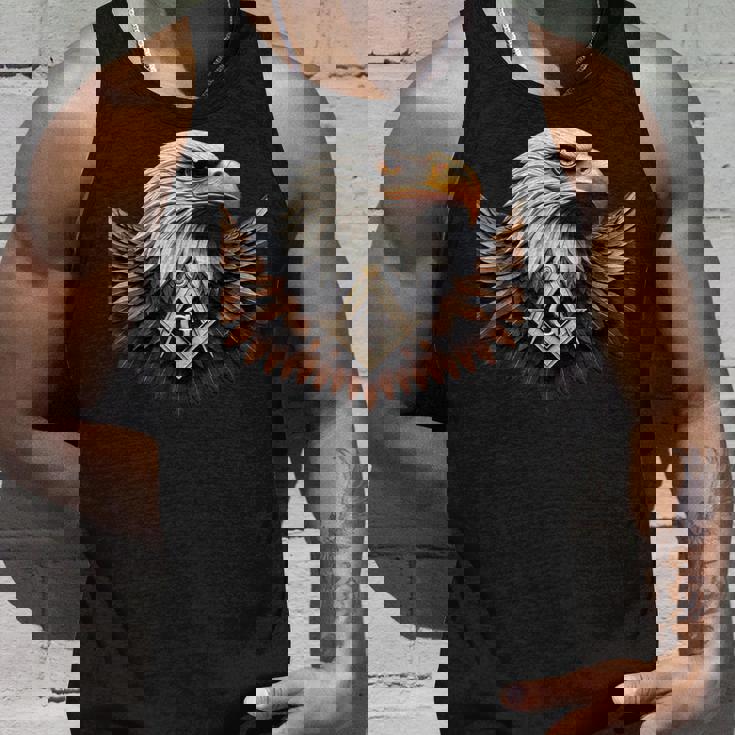 フリーメイソンs&C「知恵を持ったワシ」のシンボル。 タンクトップ 彼への贈り物