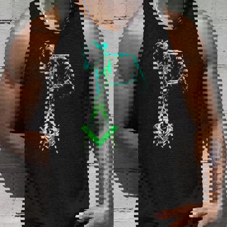 フリーメイソンをテーマにしたフリーメイソンがツールを運びます」S&C タンクトップ 彼への贈り物