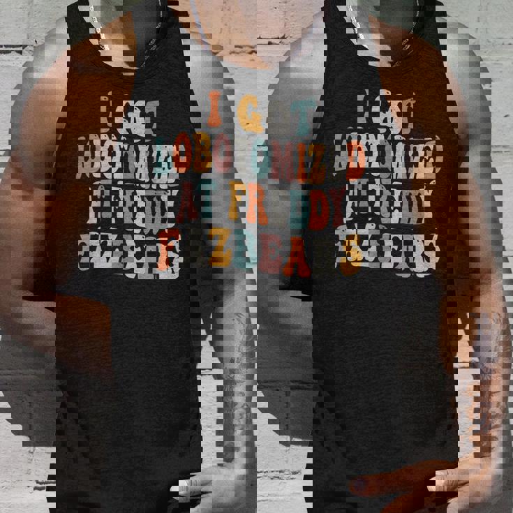 フレディ・フェイズベアーズのおもしろいミームでロボトミーされてしまった タンクトップ 彼への贈り物