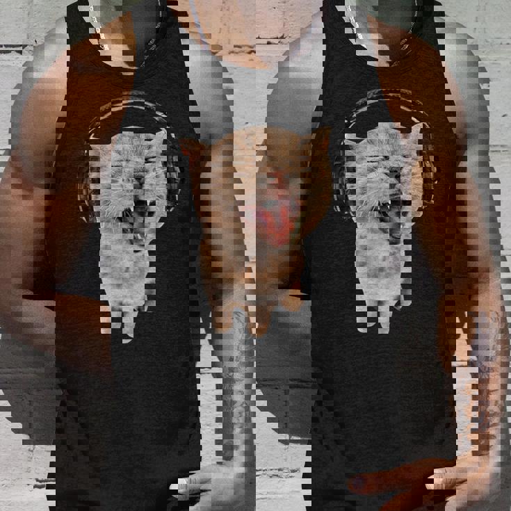 ヘッドフォン付き猫 ミーム タンクトップ 彼への贈り物