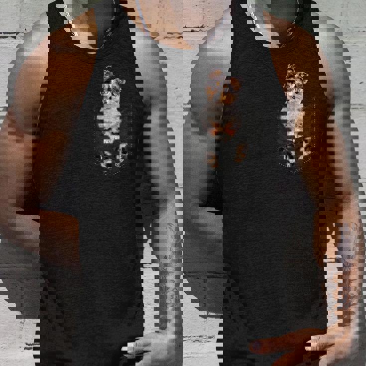 ポケットに入った面白いシェットランドシープドッグ シェルティー愛好家に タンクトップ 彼への贈り物