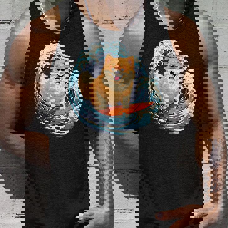 ポメラニアン 面白いtシャツ 犬 イヌ サーフィン 夏 かわいい メンズ 子供 おもしろ 服 グッズ ネタ タンクトップ 彼への贈り物