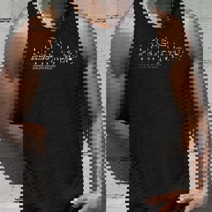 ミニチュアシュナウザーハートビート ミニチュアシュナウザー タンクトップ 彼への贈り物