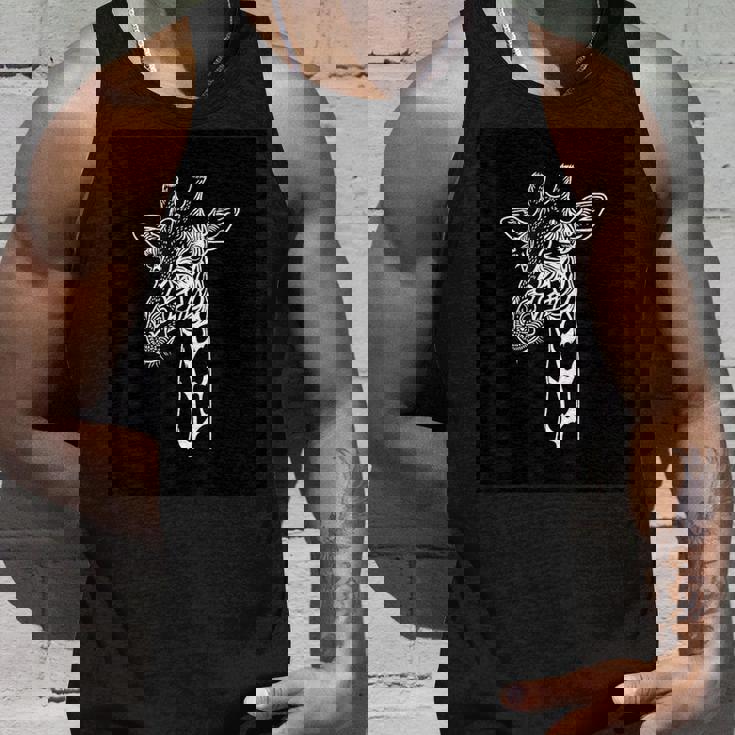 ミニマリストなブラック&ホワイトのキリンデザイン。 タンクトップ 彼への贈り物