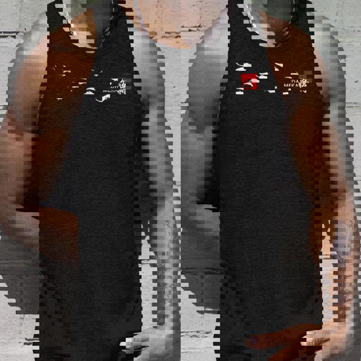 メダカ めだかイラスト入り タンクトップ 彼への贈り物