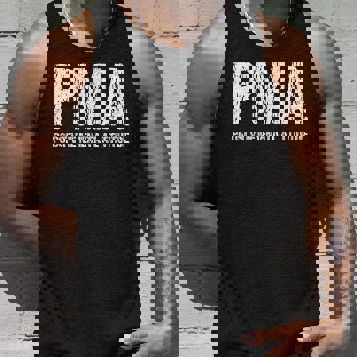 モチベーションを高めるpmaポジティブメンタルアティチュードにインスパイアされたtシャツ タンクトップ 彼への贈り物