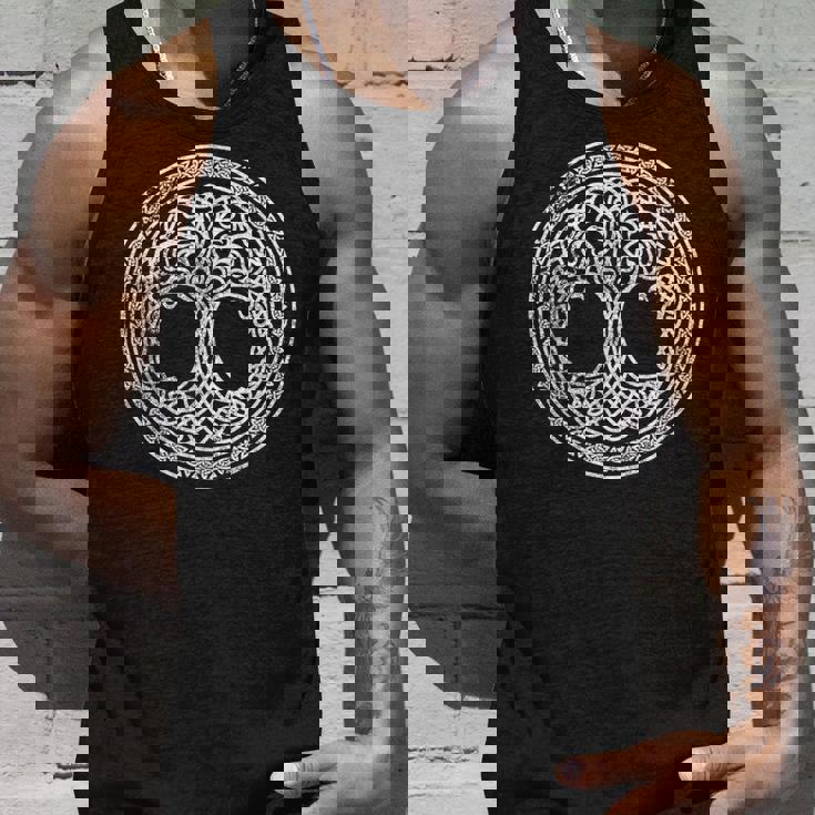 ユグドラシル タンクトップ 彼への贈り物