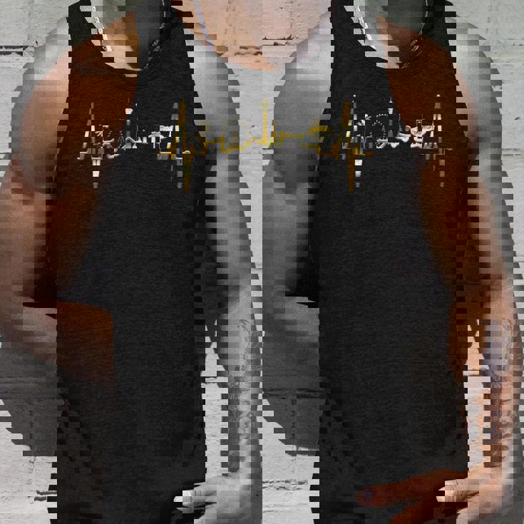 ラスベガスのスカイライン鼓動米国ネバダ州シンシティlasegas タンクトップ 彼への贈り物