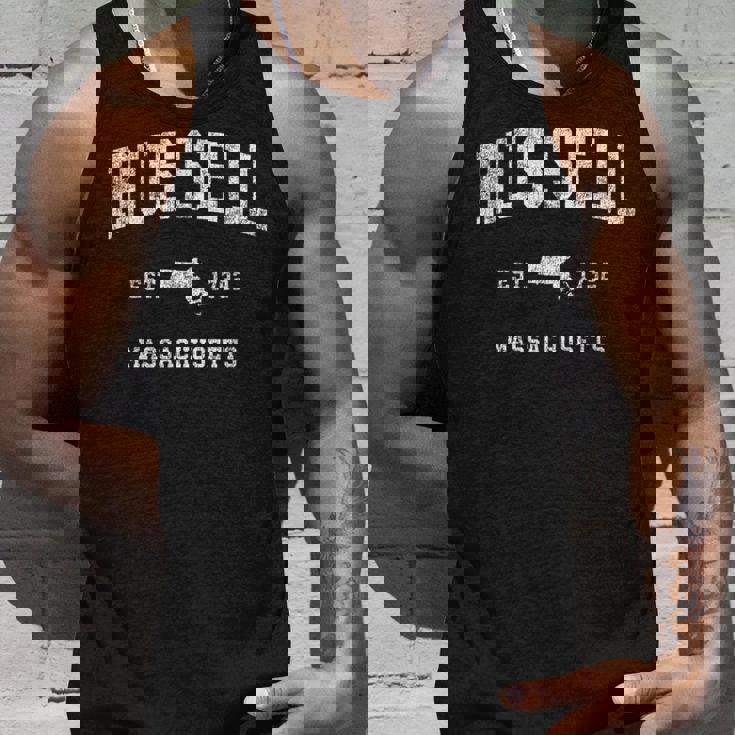 ラッセル・マサチューセッツ州マサチューセッツ州ヴィンテージアスレチックスポーツデザイン タンクトップ 彼への贈り物