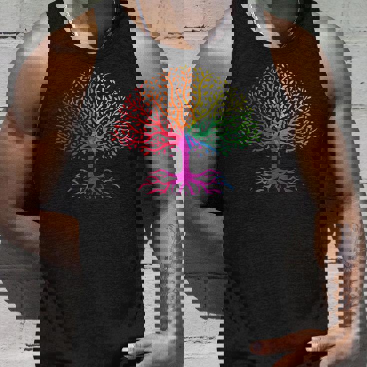 レインボーフラッグ ツリー・オブ・ライフ Lgbt ゲイ・プライド月間 Lgbtqアライ タンクトップ 彼への贈り物