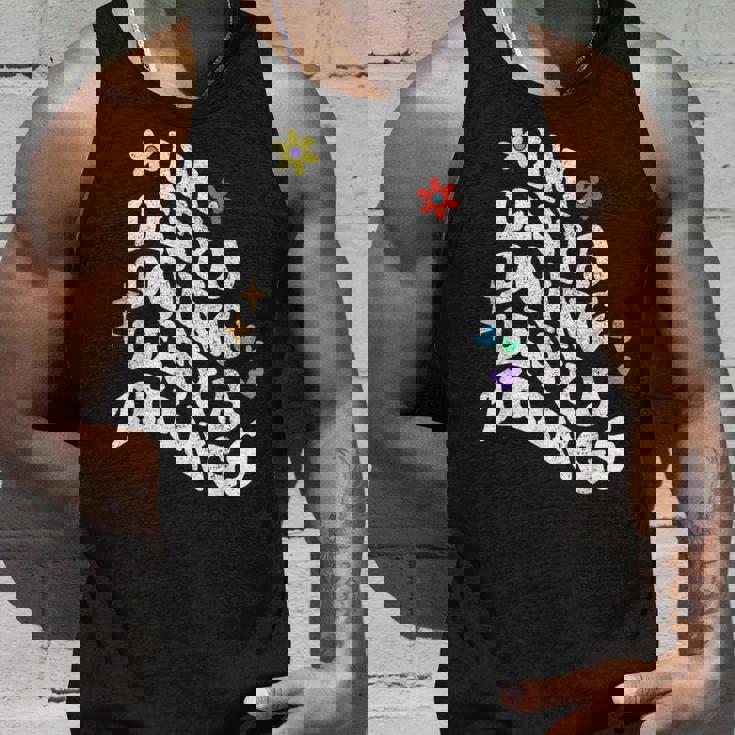 レトロ グルーヴィーなイム レシア Doing Lesya Things おかしな母の日 タンクトップ 彼への贈り物